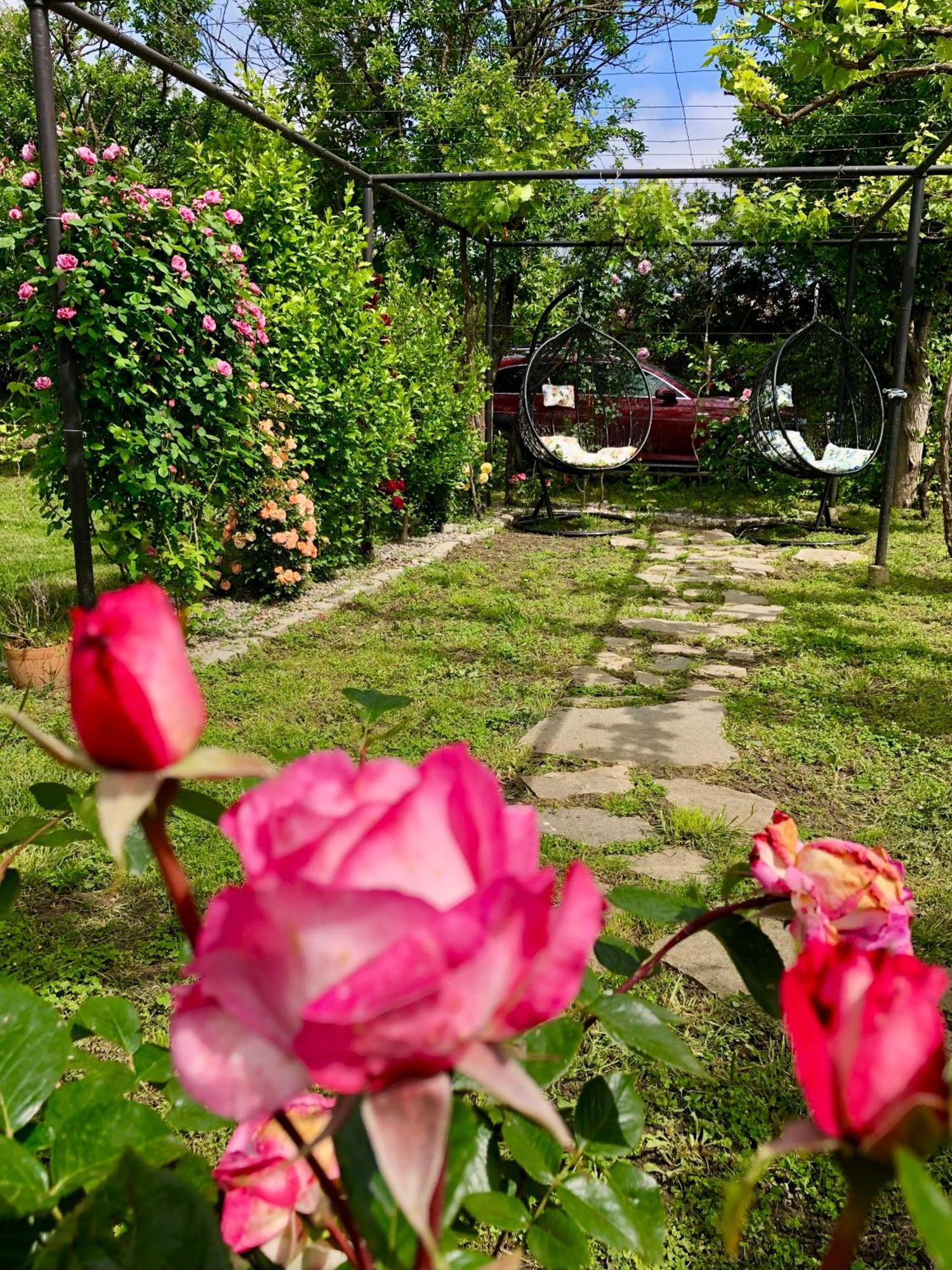 Къща За Гости Сърцето На Долината /The Heart Of The Valley Enina Exterior photo